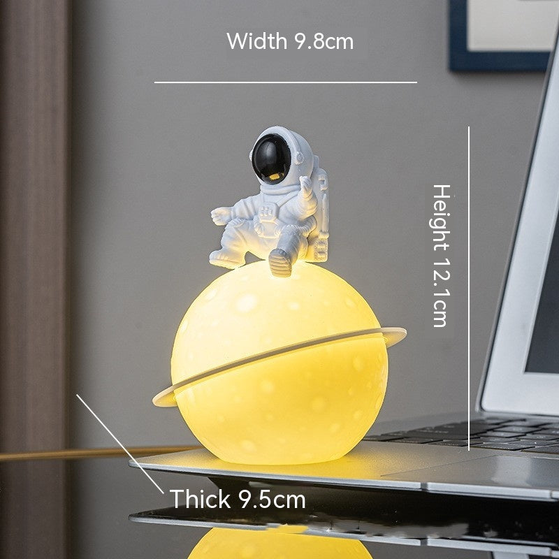 Astronaut Small Night Lamp